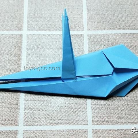 折纸直升机制作教程，让校园充满欢笑